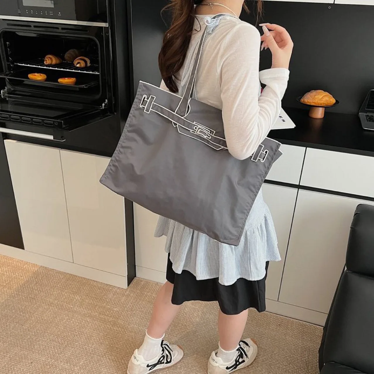 Tote Bag Handbag Shoulder Bag Embroidery Bowknot Ribbon Fashionable Personality Woman Daily All-matching Sweet Color Blocking