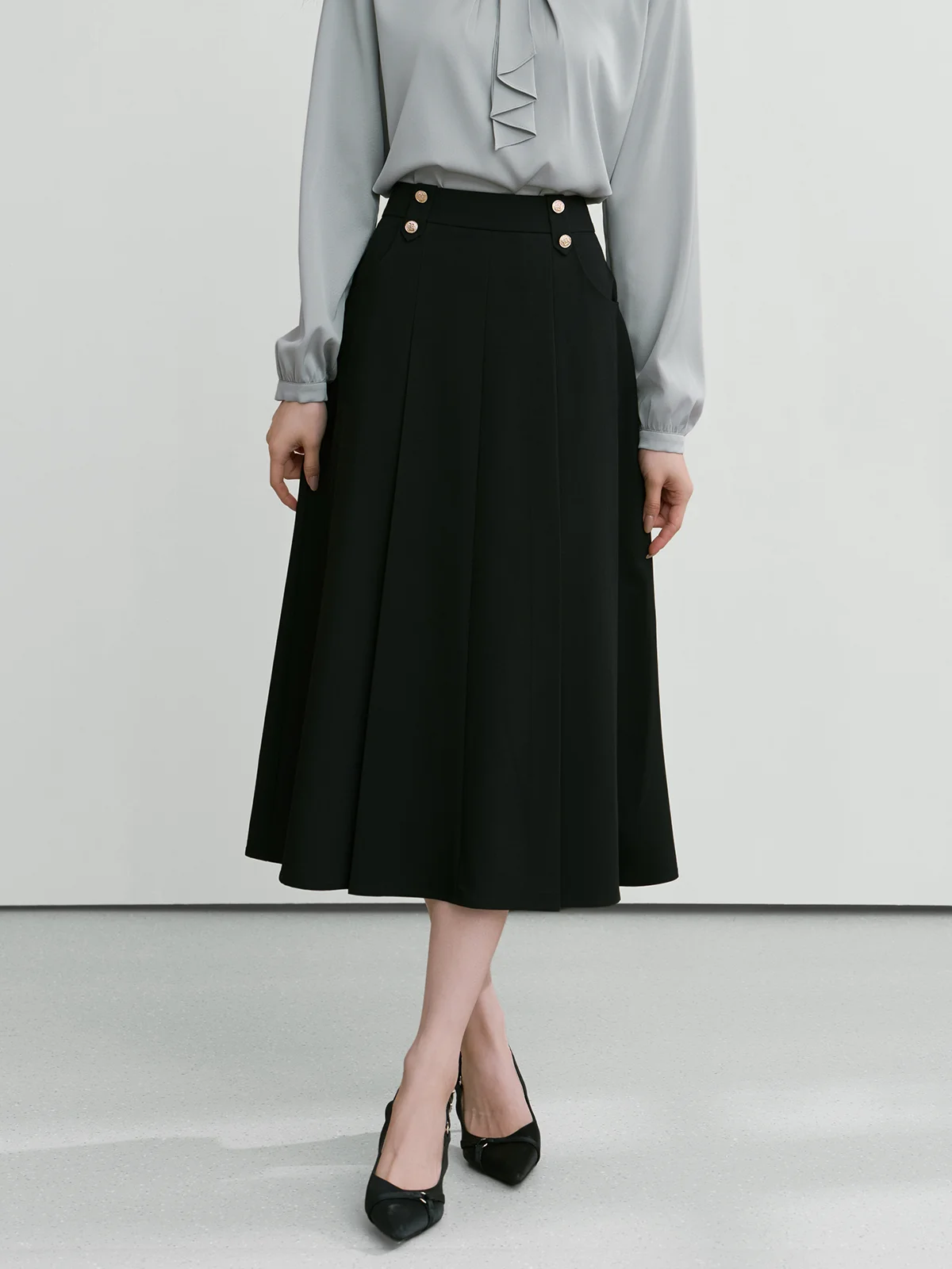 

Юбка-миди Berd Miss Black, плиссированная, А-силуэт, для официальных встреч, работы, поездок на работу, офиса, профессионального стиля, из полиэстера.