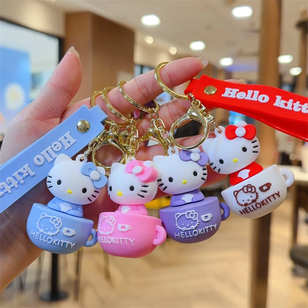 4PCS Sanrio HelloKitty cartoon sleutelhanger geschikt voor tassen, auto's of sleuteltassen met charmant en leuk ontwerp