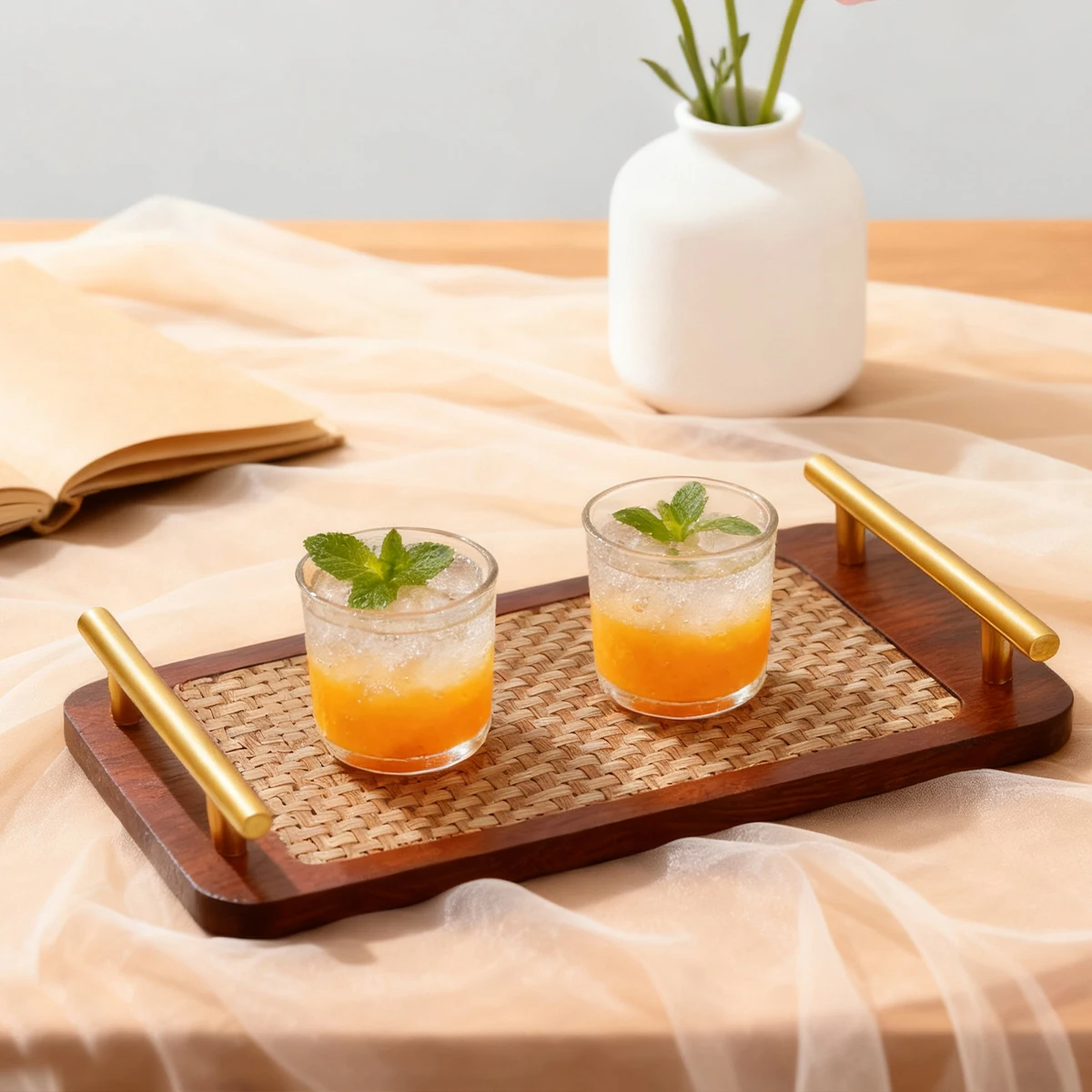 1pc Metal-Handled Tray, Lightweight Reed-Inlaid Solid Wood Design For Displaying Cakes, Desserts, Fruits And Beverages.