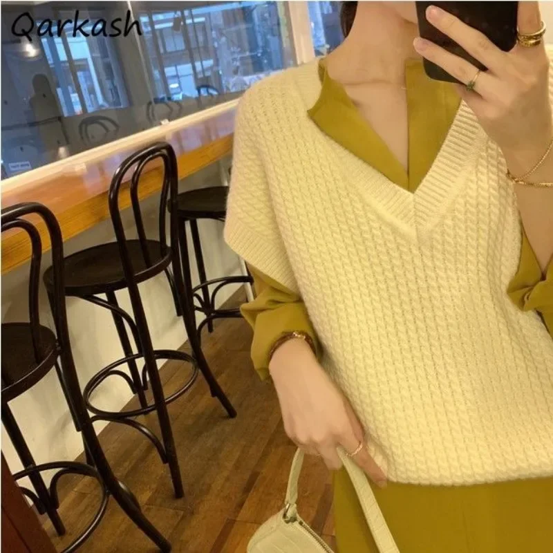 

V-neck Sweater Vests Women Cozy Harajuku Gentle Literary All-match Korean Fashion Winter Elegant Ladies Pure Knitted Streetwear