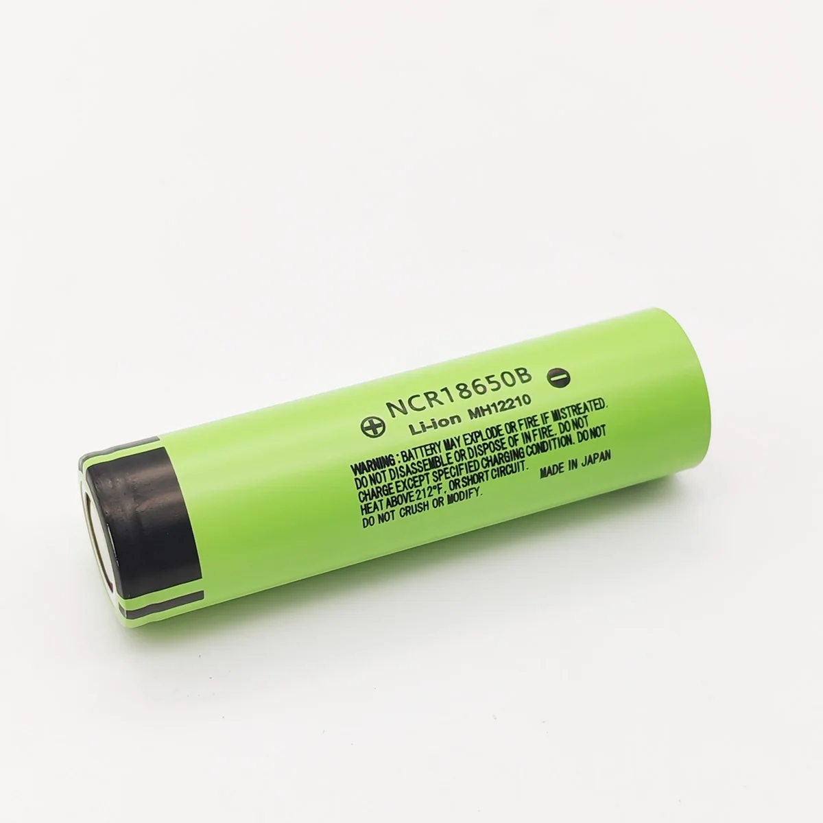 18650 Battery 3.7V 3000MAH High Capacity + USB Charger Included, Rechargeable Li-ion Battery for Flashlight Camera Toys