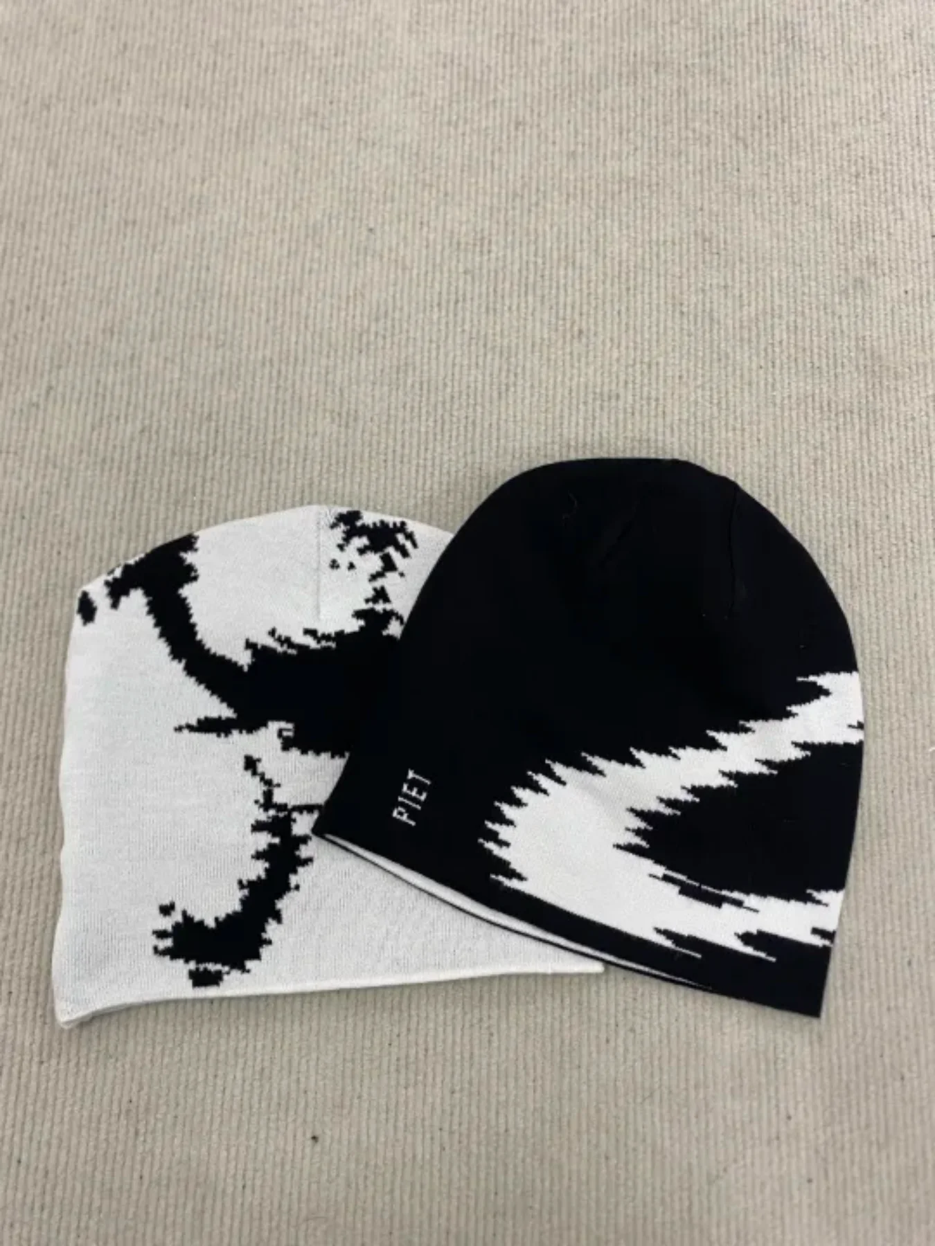 Autumn And Winter F… - image