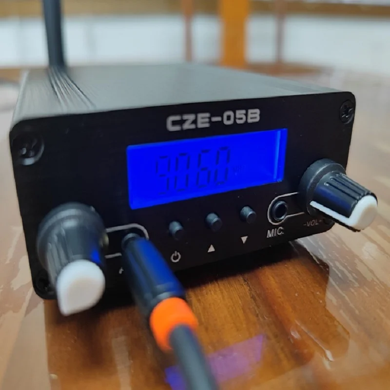 

76-108MHz PLL Stereo FM Radio Transmitter for Broadcasting Studio