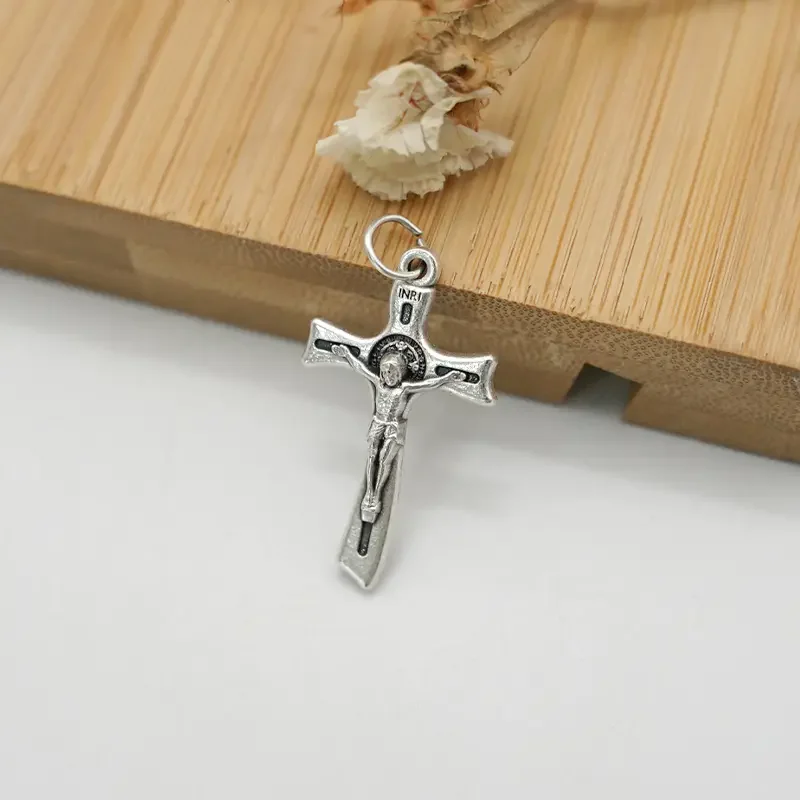 Metal Supplies for Jewelry Alloy Silver Plated Cross Necklace Pendant Women DIy Accessories Religion Charms