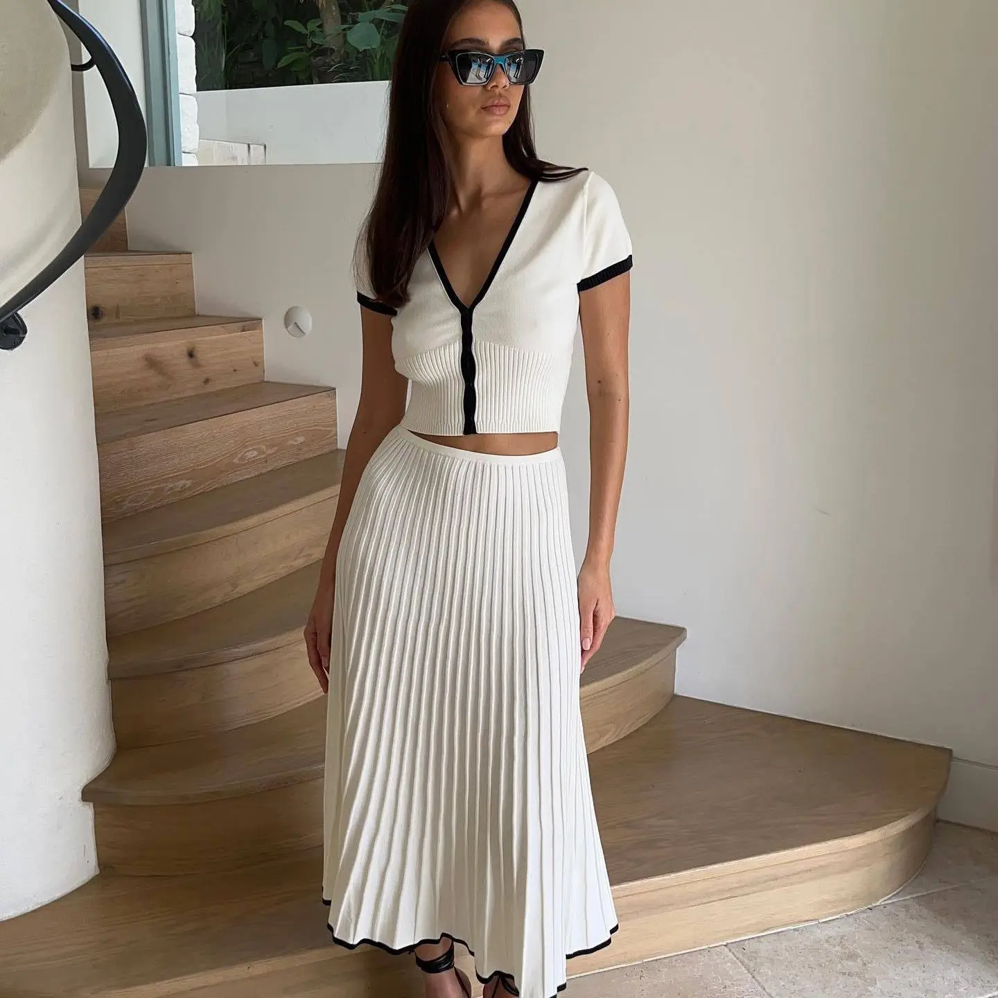 

Spring Summer Temperament Elegant Dress Ladies Fashionable Patchwork Cardigan Knitting Two-piece Suit Simplicity Skirt Sets