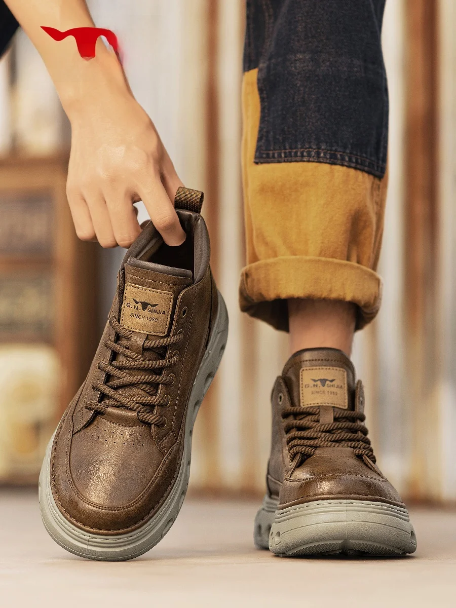 

Мужские ретро-кроссовки Bull Fly с кожаной поверхностью, высокие, на мягкой подошве, повседневные, в британском стиле, универсальные, модные, для отдыха, из кожи.