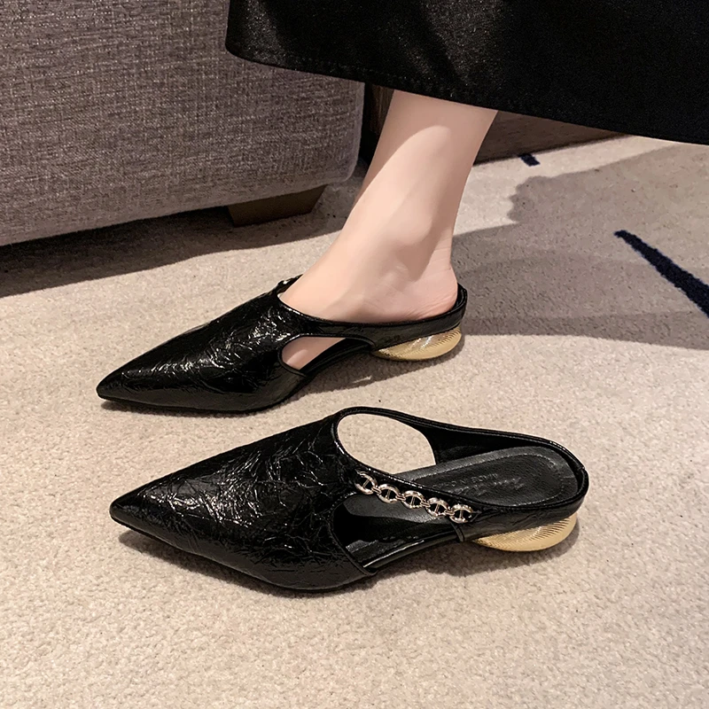 

Летние женские тапочки с острым носком на плоской подошве, повседневная модная обувь, женские сандалии в стиле ретро, дизайнерские трендовые сандалии с открытой пяткой Mujer Zapatos