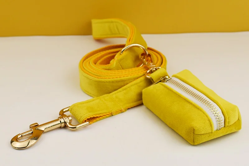 Gelbes Samt-Hundehalsband und Leinen-Set für kleine, mittelgroße und große Hunde, individuell graviertes Namensschild, Heimtierbedarf, Hundeleine, Velvet04 – Detail 5