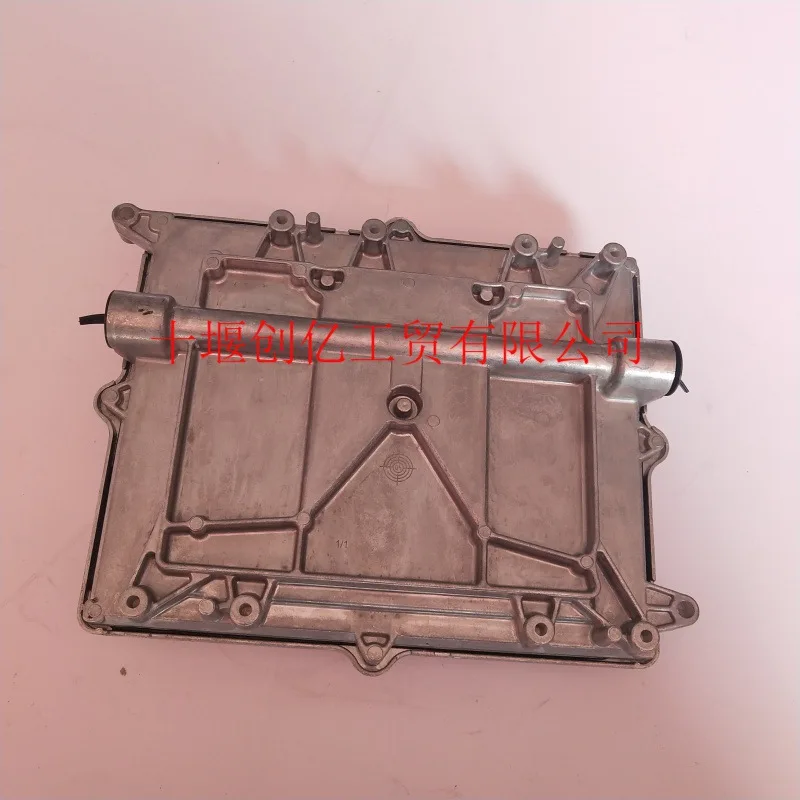 

Электронный модуль управления двигателем грузовика KAMAZ ECU EDC7UC31 0281020114