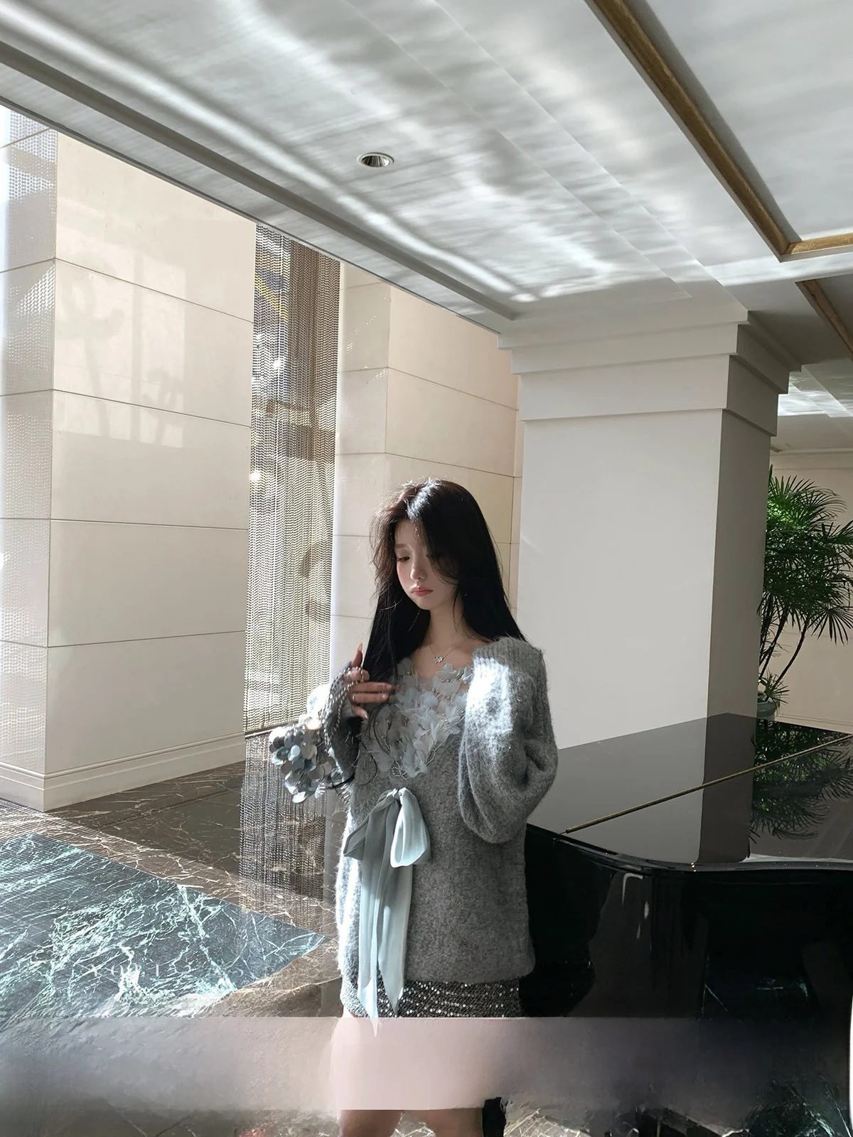 

YOLI ey Woolen Sweater Women's Loose Casual Sle Versatile Spring Faion Slimming Long Sve V-Ne Top by Zhang Yuli