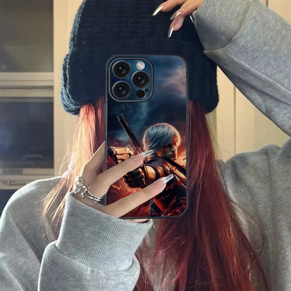 حافظة هاتف D-Devil May Cry 5 لهاتف آيفون 16 15 14 13 12 11 PRO MAX PLUS حافظة صغيرة من مادة البولي يوريثان الناعمة والصديقة للبشرة