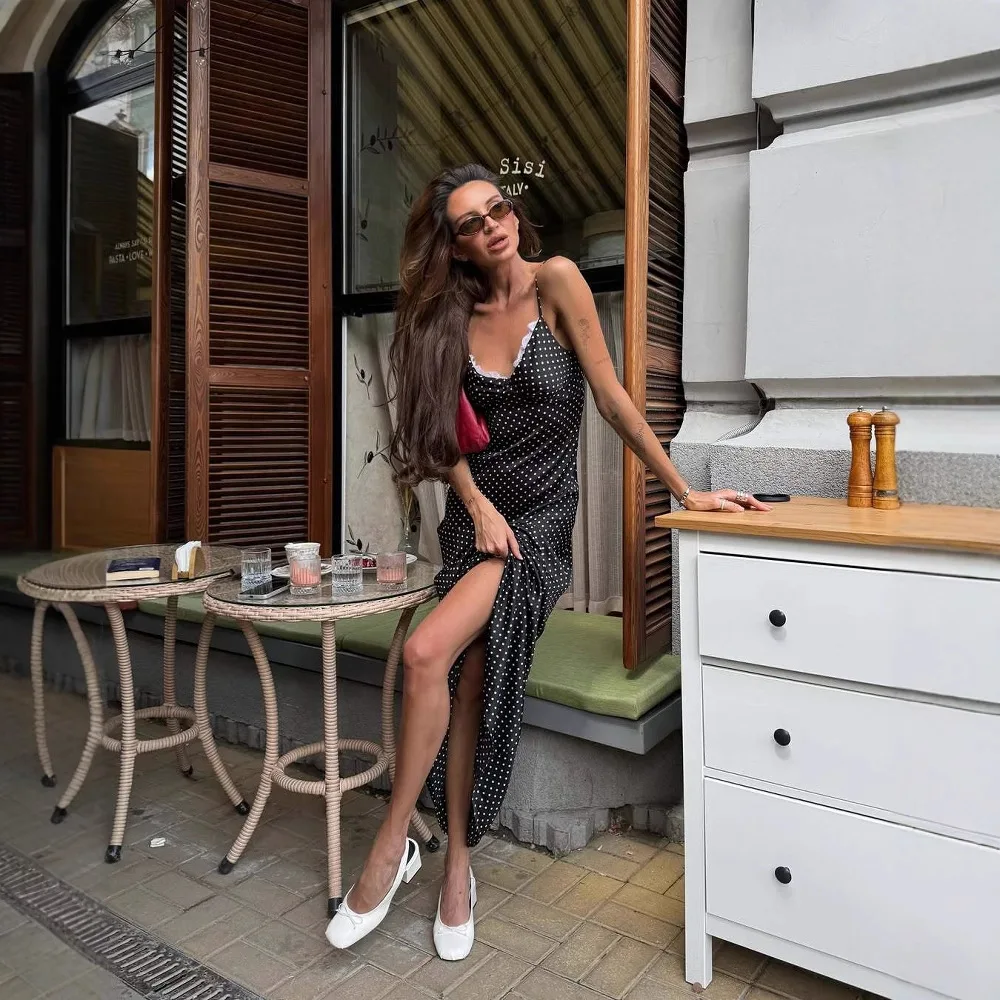 Vestido camisola largo sexy de lunares con estilo de vacaciones elegante para mujer, nuevo modelo para 2025.