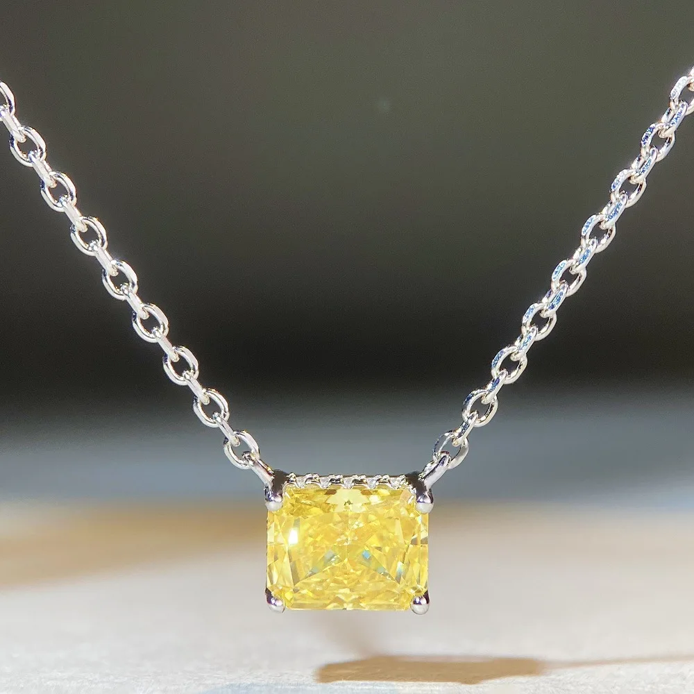 PT950 platinum necklace - pink ice flower zircon collar chain for all occasions