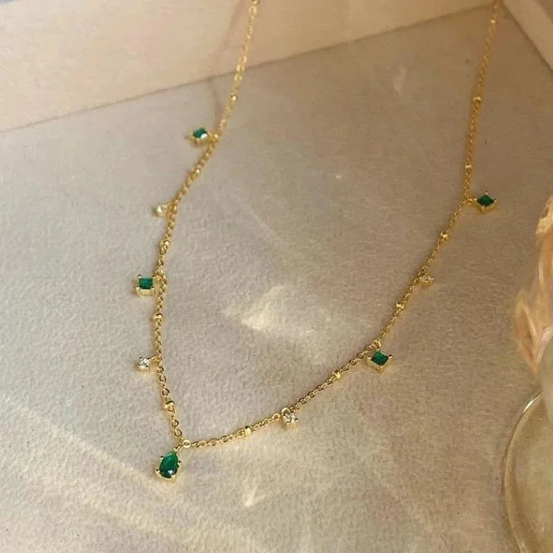 Hot-Seller New Scattered Square Emerald & Round CZ Pendant Necklace Dainty Thin Bead Chain Fresh Forest Collar Jewelry For Women