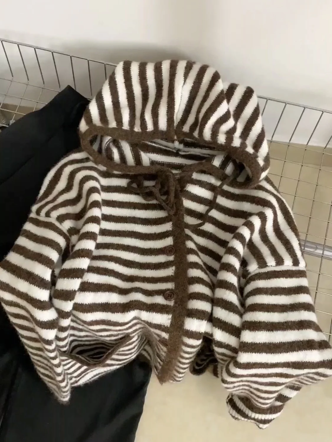 

Korean Sle Lazy Color Blo Striped Hooded Open Cardigan Sweater Men Women Casual All Match Knitted Outerwear Winter Warm