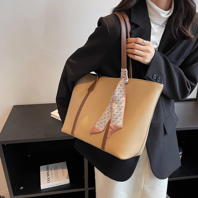 

Elegant Women Leather Luxury Fashion Classic Designer Crossbody Shoulder Tote Bag Handbag For Daily Chic Urban Style