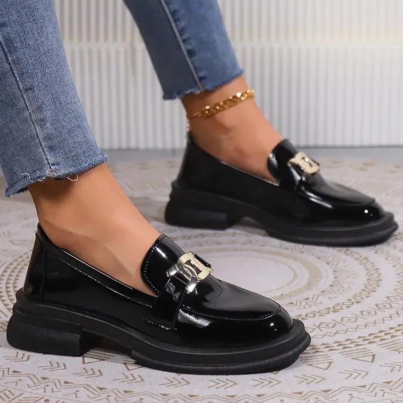 Ladies Shoes on Sale 2024 Fashion Slip on Women\'s Pumps Autumn Round Toe Solid Metal Decoration Mid Heel Water Proof Loafers