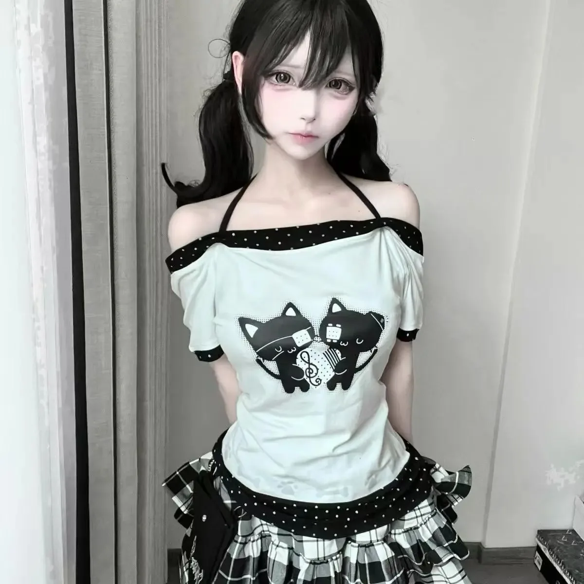 Thumbnail 3 - #12 Best Womens Graphic Print Tees to Buy In 2026