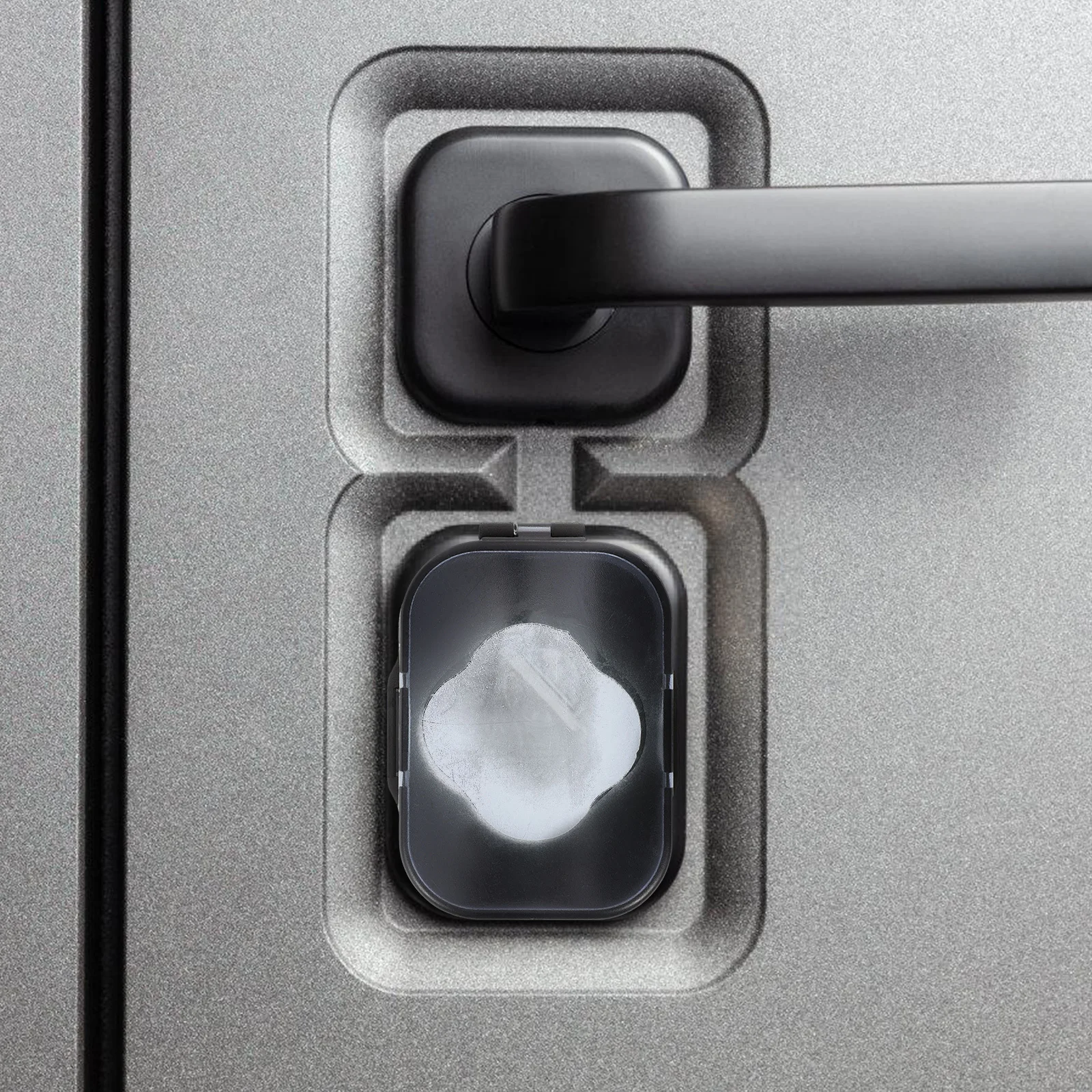 

1Pcs Childproof Door Knob Cover Door Lock Protector Easy Install Safety Cover for Proof Proof Locks for Doors