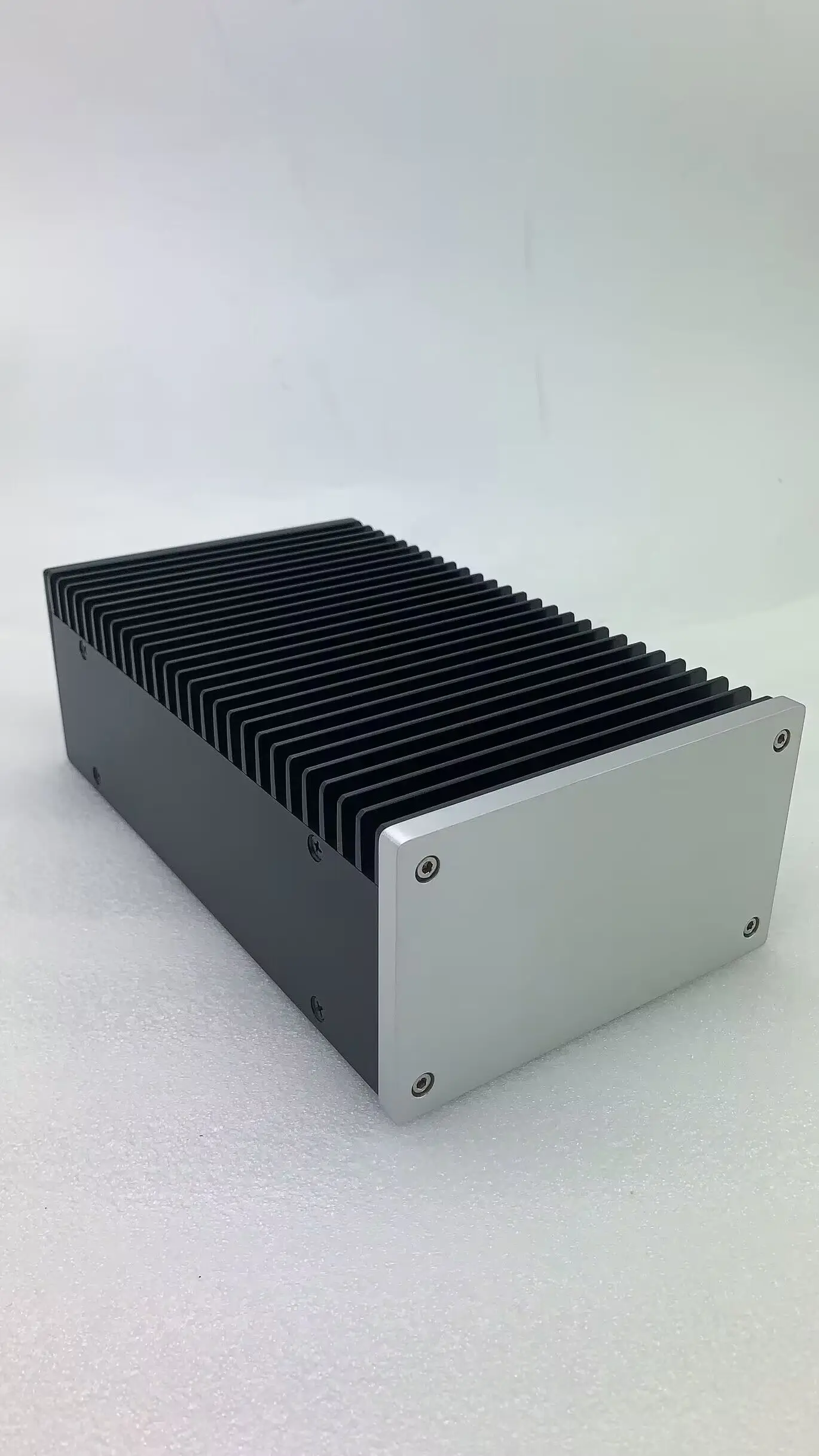 0915 Unilateral Heatsink Aluminum Case DIY Enclosure Vertical Chassis Amplifier Box