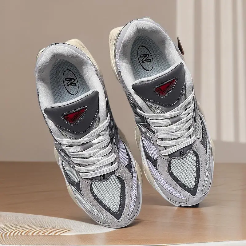 

The N&Lines exude confidence and comfort, with a soft sole suitable for casual sports and versatile walking