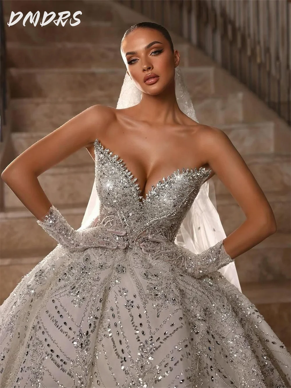 Luxurious Strapless Wedding Dress 2025 Shiny Beaded Bridal Gown Elegant Solemn Strapless Classic Ball Gown Vestidos De Novia