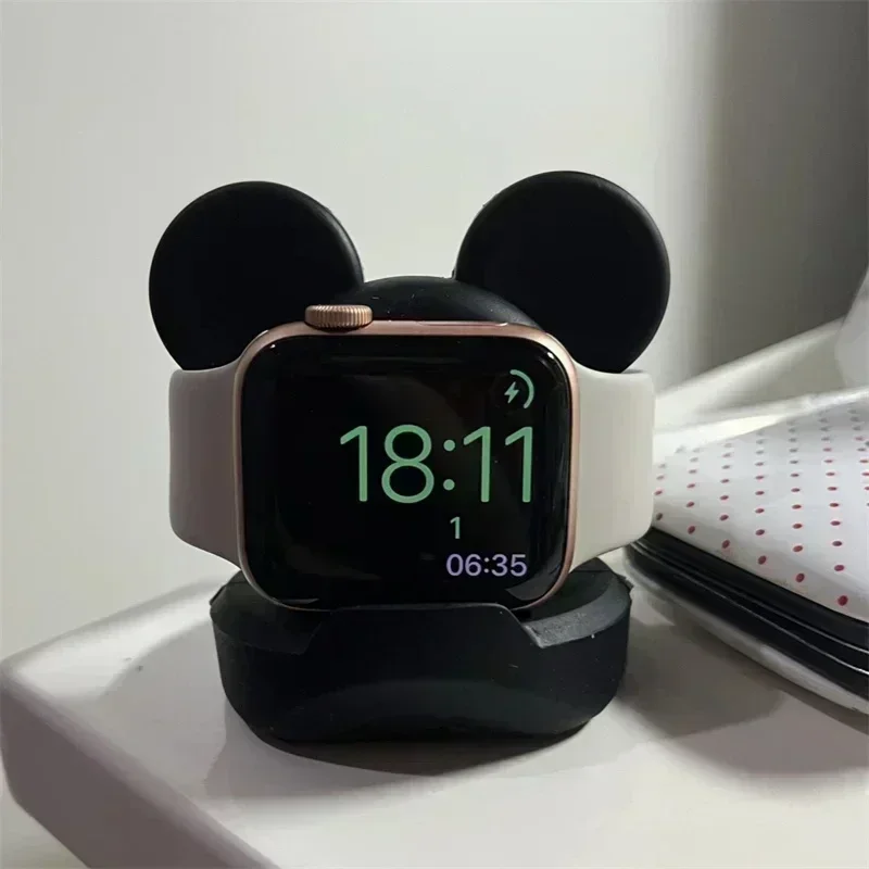 حامل سطح المكتب لساعة Apple Series 10 9 8 7 6 SE 5 و 4 iWatch شاحن سيليكون 46 مم 44 مم 42 مم 41 مم 40 مم حامل شحن الساعة