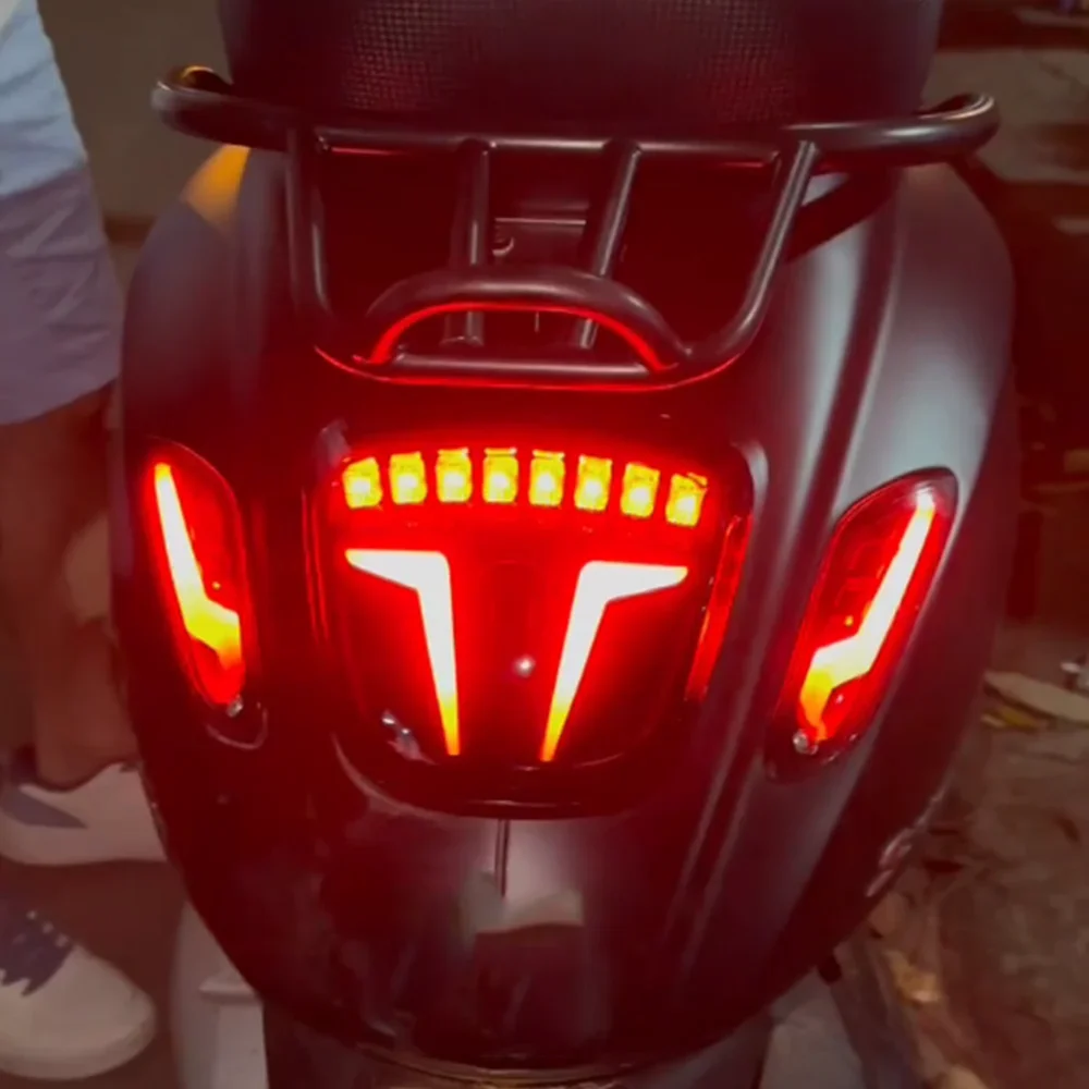 لفيسبا سبرينت بريمافيرا 150 دراجة نارية الملحقات مصباح ليد خلفي LED الفرامل بدوره إشارة الضوء الخلفي الانظار الضوء الخلفي