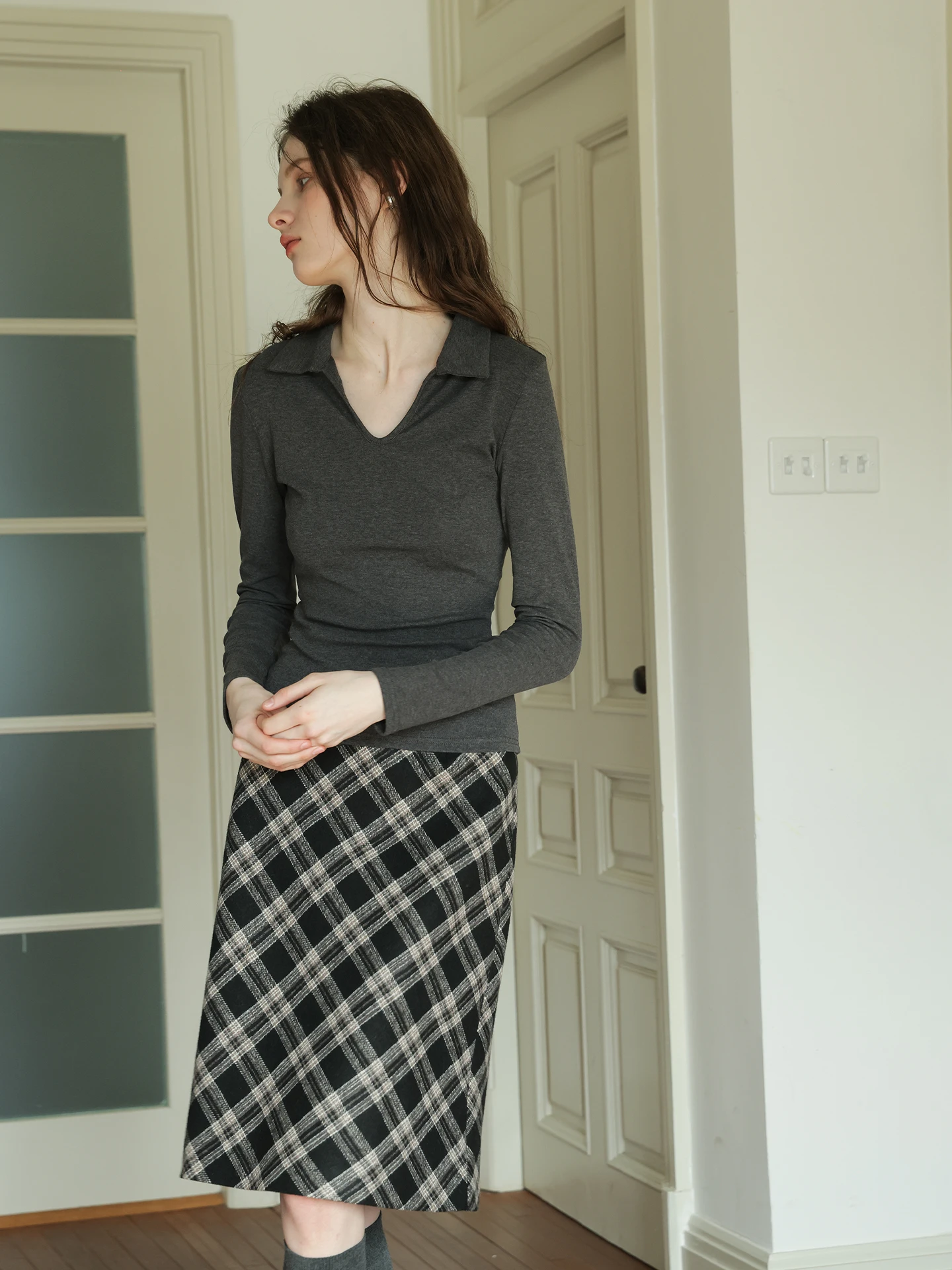 

Slim Fit Long Sve T-irt Collar V-Ne Casual Sle Women's Spring 2026 New Arrival Breathable Comfortable Cotton Blend