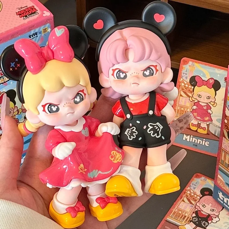 

Genuine Dora Disney Mickey Fun Time Blind Box Kawaii Desktop Ornament Model Dora Loves Mickey Ornaments Cute Toy Birthday Gifts