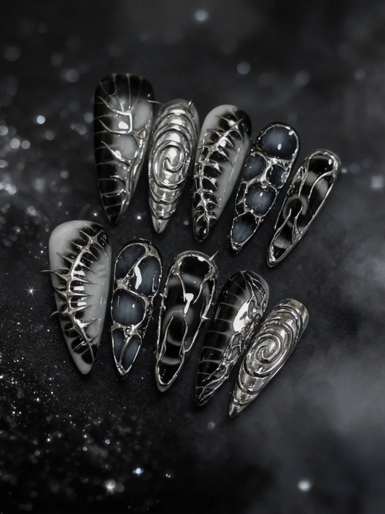 10-Piece Set of Dark Spiral Wearable Nails, Cyber Dark Liquid Metal Silver, Pointed Nail Shape, Spiral Texture, Thorn Embossing, Black, White, and Gray Gradient, Futuristic Subculture, Gothic Techwear Style