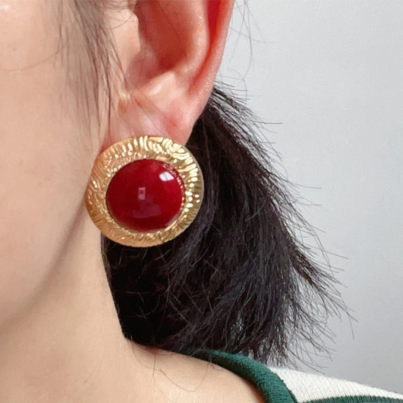 Round Textured Metal Post Earrings For Women Vintage Designer Party Accessories Wholesale Fashion Jewelry New Styles Gifts C1546