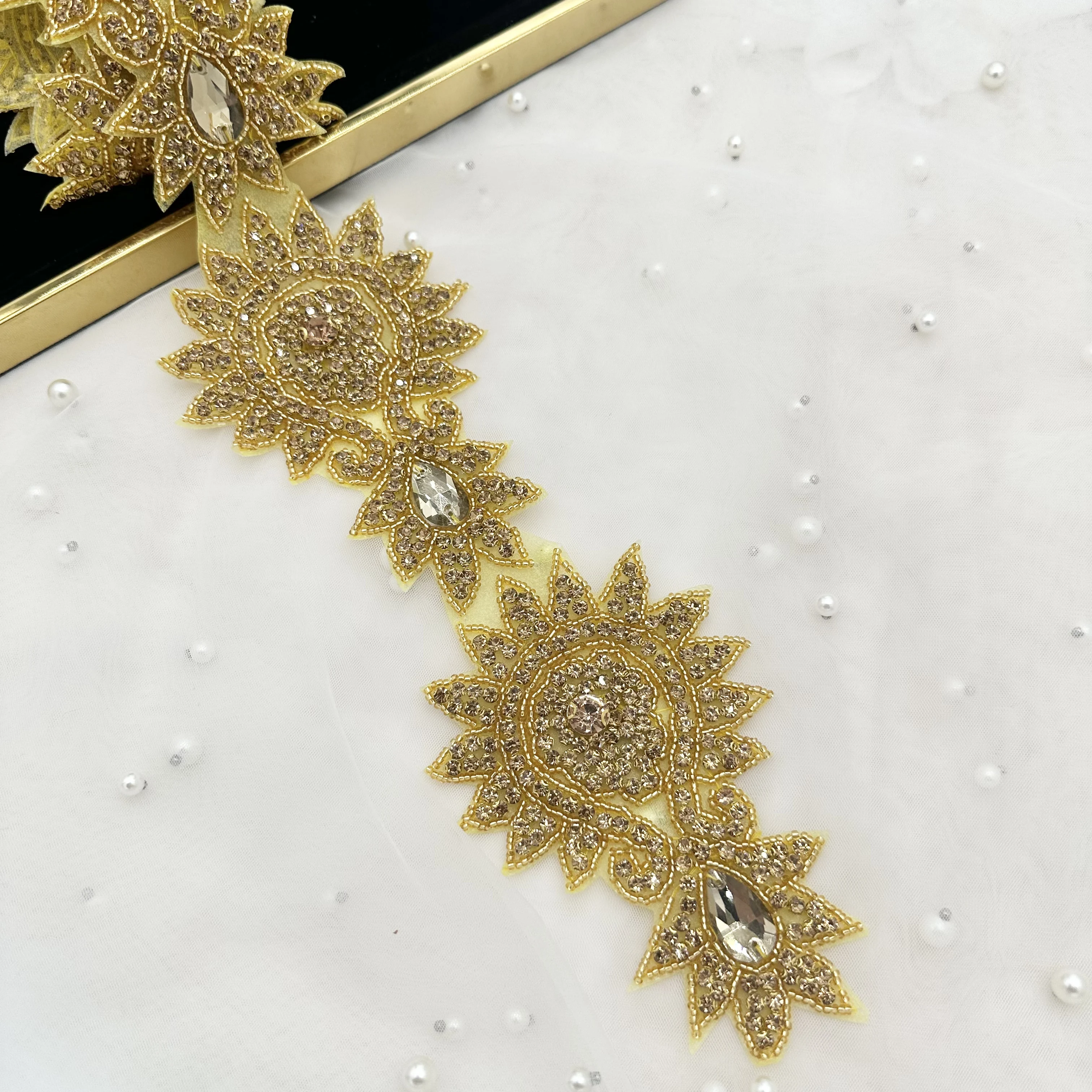 Perles en verre cristal artificiel SilverAB, accessoires de vêtements DIY avec film thermocollant à paillettes pour la décoration de jeans et la mode féminine