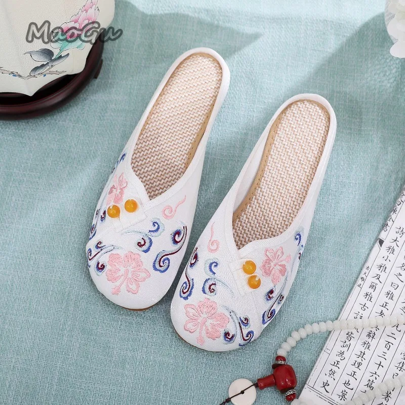 Chinese Style Traditional Flat Shoes Floral Embroidery Slip-on Women's Mules Spring Summer Casual Slides Soft-sole Slippers