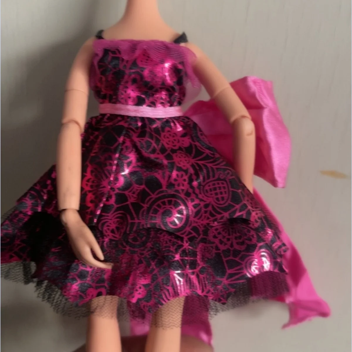 

Набор из 16 предметов одежды для кукол 30 см: топы, рубашки, брюки, платья для модных кукол, кукол-школьниц.