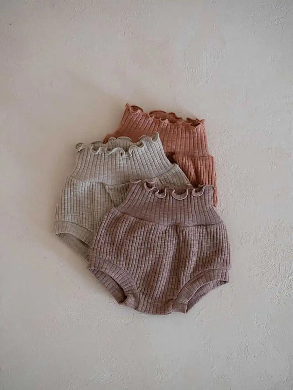 2026 Summer New Baby Girl Solid Color High Waist Shorts Toddler Elastic Pants Vintage Infant Boy Cotton Shorts Baby Clothes
