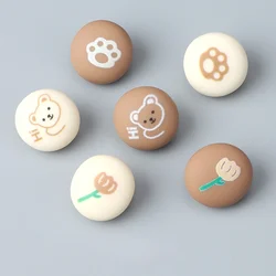 10 Pieces Cute Bear Buttons Cartoon Bear Flower 18mm Round Plastic Shank Buttons Children's Clothing Accessories