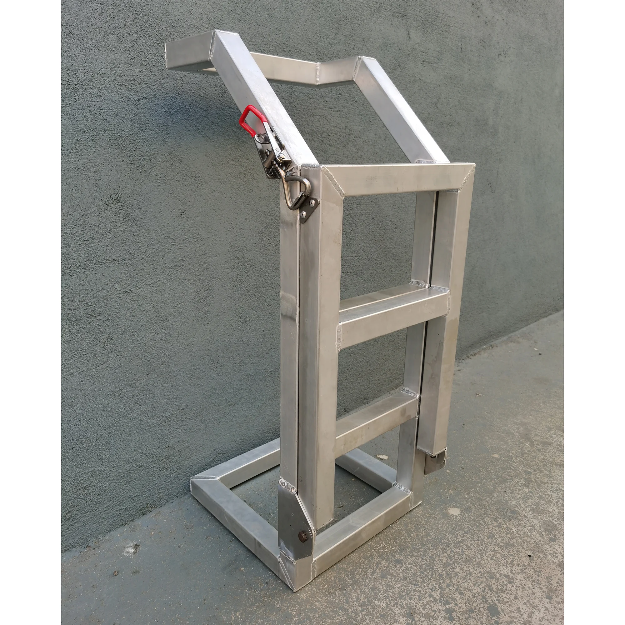 調整可能なアルミ製4WDラダー、ユーティリティトラックキャノピー用ユニバーサルアルミ製リアラダー