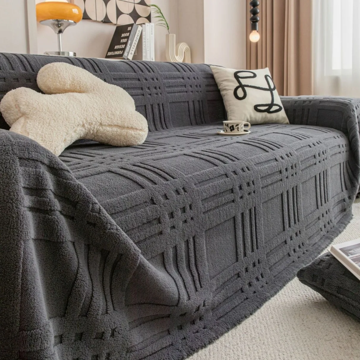 2026 Thick French Style Light Luxury Sofa Cover Universal Non-Slip All-Season Fabric High-Quality Sofa Slipcover Anti-Cat