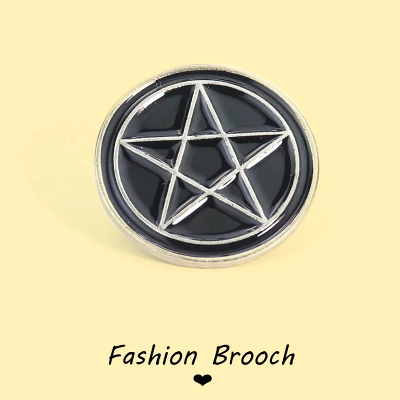 Fashion Round Nameplate Black Drip Oil Brooch Halloween Black Star Badge Punk Creative Dress Up Everything Brooches for Women