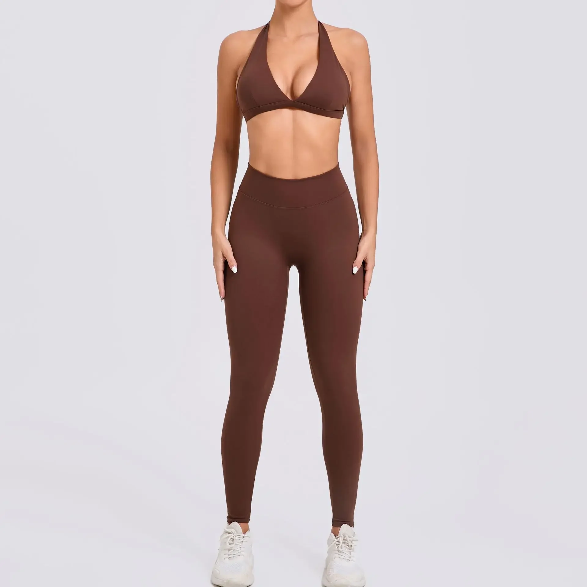 Seamless Yoga Sets Sports Fitness Hip-lifting Pocket Trousers Beauty Back Halter Bra Suits Workout Gym Leggings Sets for Women