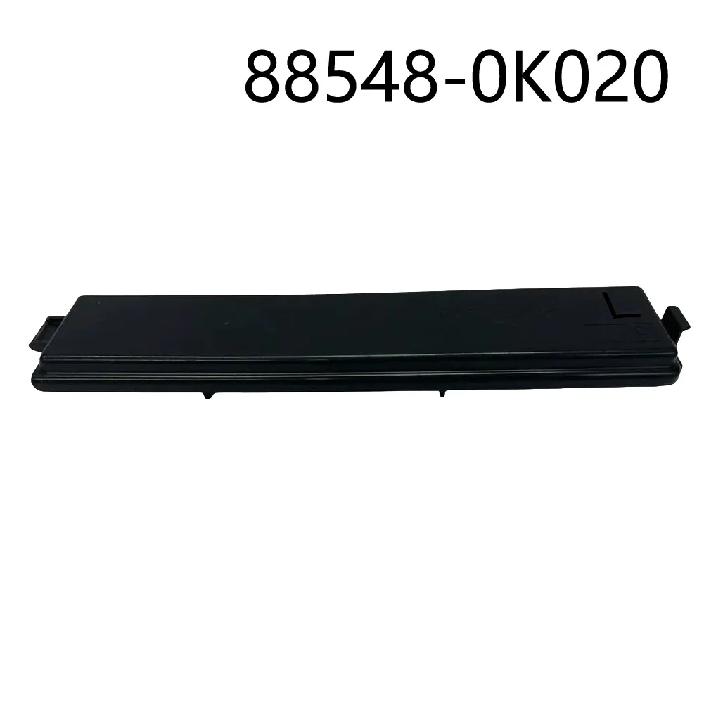 Tampa do Filtro de Ar da Cabine LHD 88548-0K020 para Toyota Hilux MK7 Commuter KDH223 Acessórios Automotivos