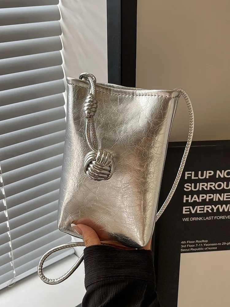 Silver Women 2024 New Summer Crossbody Bag Match Colors Fashion Cell Phone Purses Temperament Commuting Simplicity Handbag Sofe