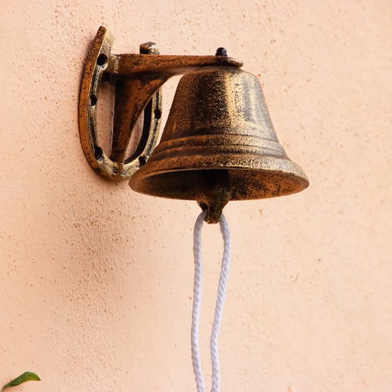 Antique Gold Horse Foot Cast Iron Wall Bell Hand Cranking For Home Garden Outdoor Front Gate