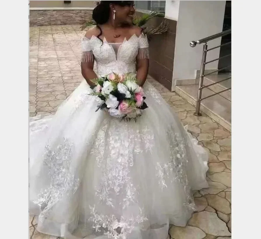 Customized  African Woman Bridal Dress Lace Vestido De Amazing Bridal Dress Bridal Gown Bridal Dress 2022Bride