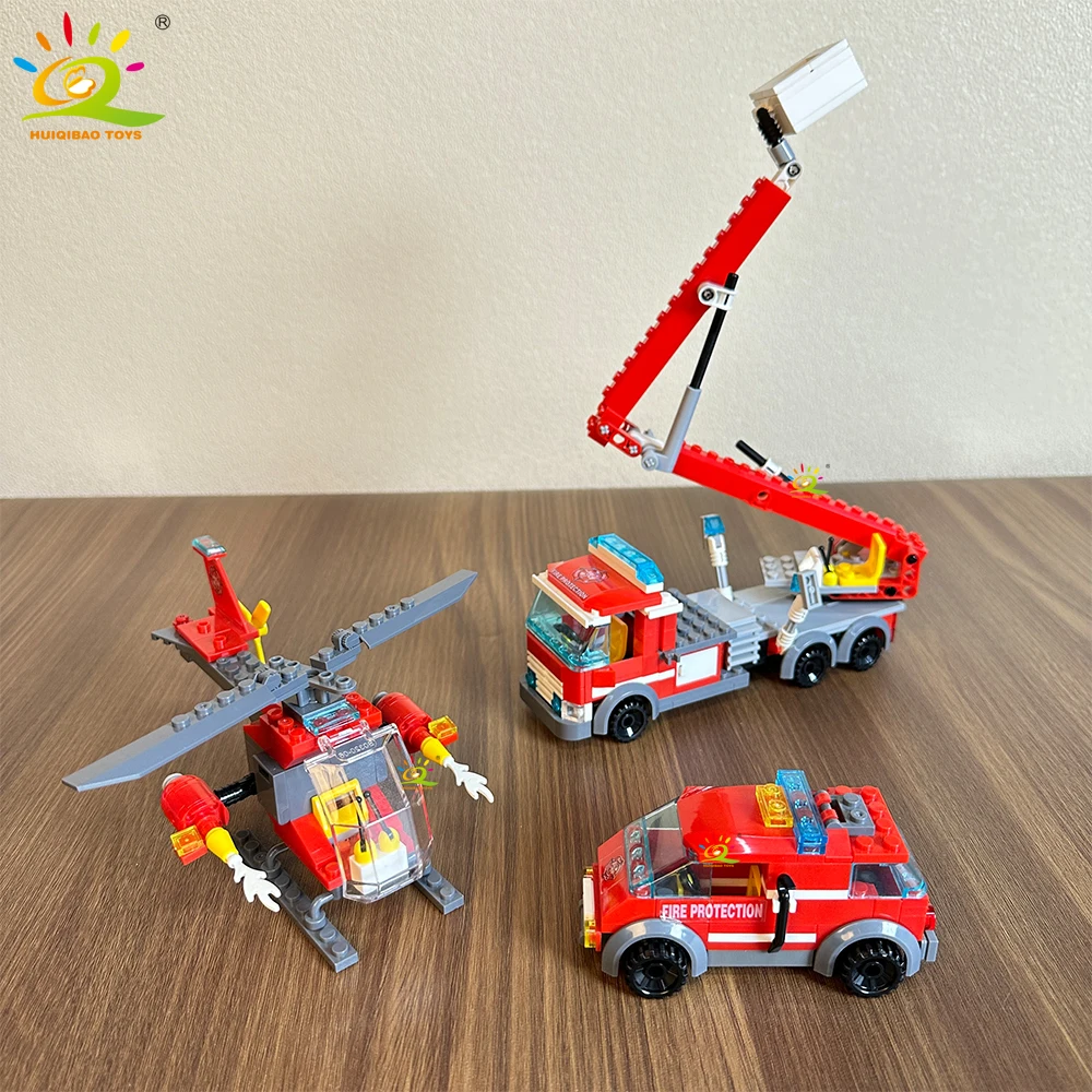 HUIQIBAO 756 pièces Station de pompiers avec modèle d'hélicoptère blocs de construction camion de pompier briques de pompier ville bricolage jouets pour enfants cadeau
