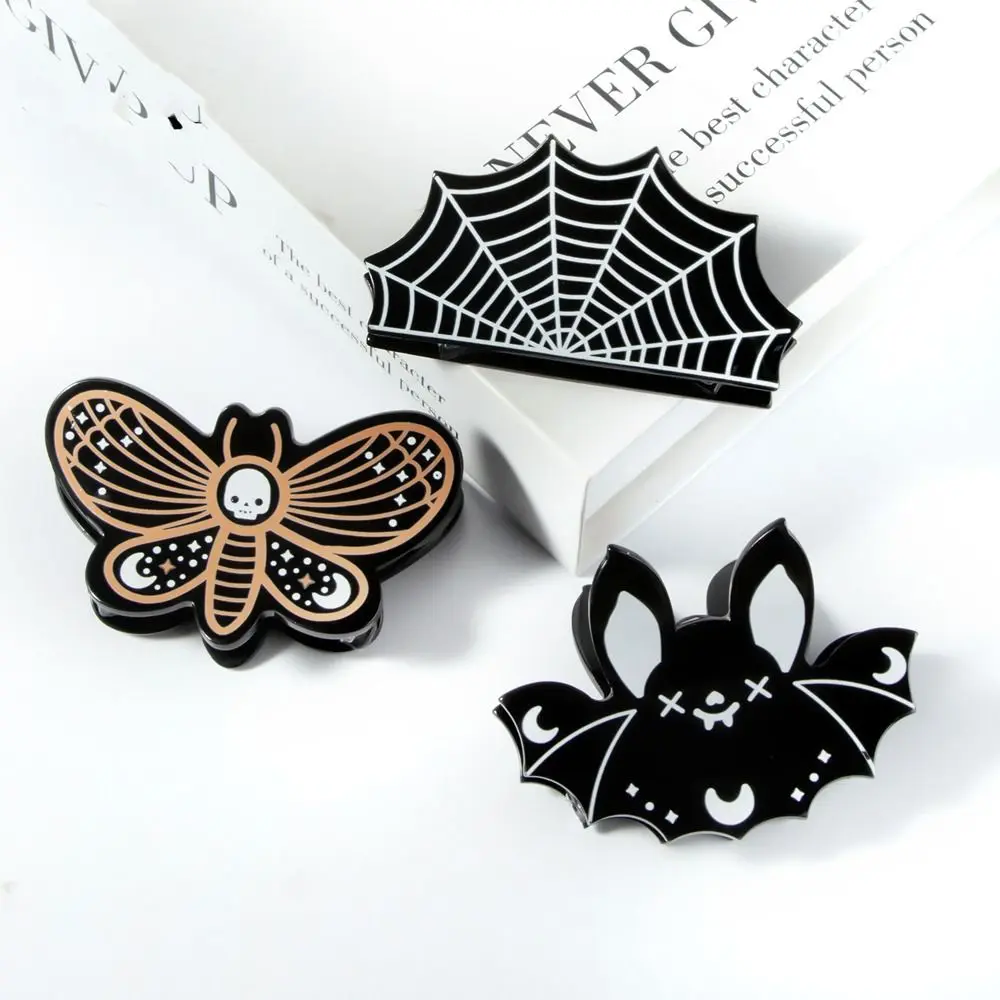 Cute Halloween Ghost Hair Claw Skeleton Bat Butterfly Hair Clip Geometric Spider Web Halloween Shark Clip Wash Face