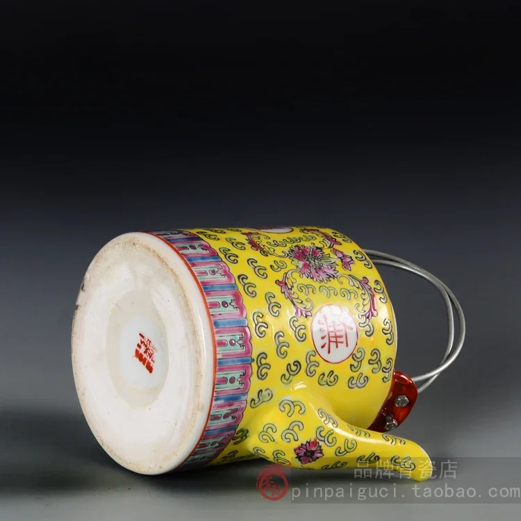 Traditional Chinese Jingdezhen Ceramic Blue and White Porcelain Teapot Red/Green/Yellow Tea Pot Drinkware