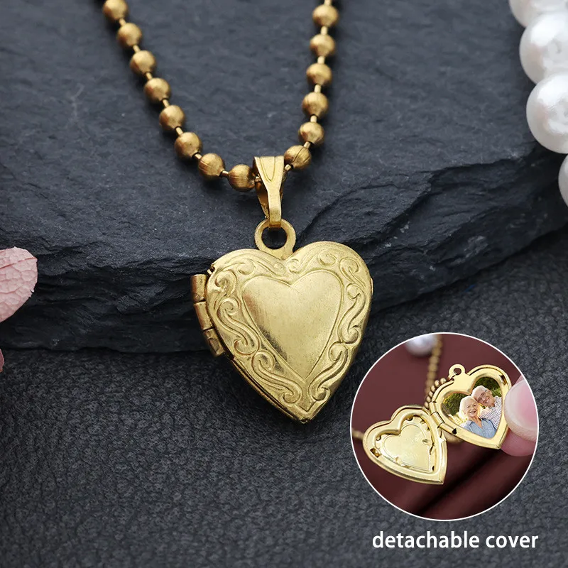 Exquisite Vintage Golden Color Heart Locket Photo Pendant Necklace Women Romantic Fashion Heart Chain Jewlery Family Gifts